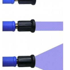 En Sprutpistol Blå - för spolning i tuff miljö med lila munstycke.