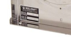 En metalllåda med ordet delcraft'' på.